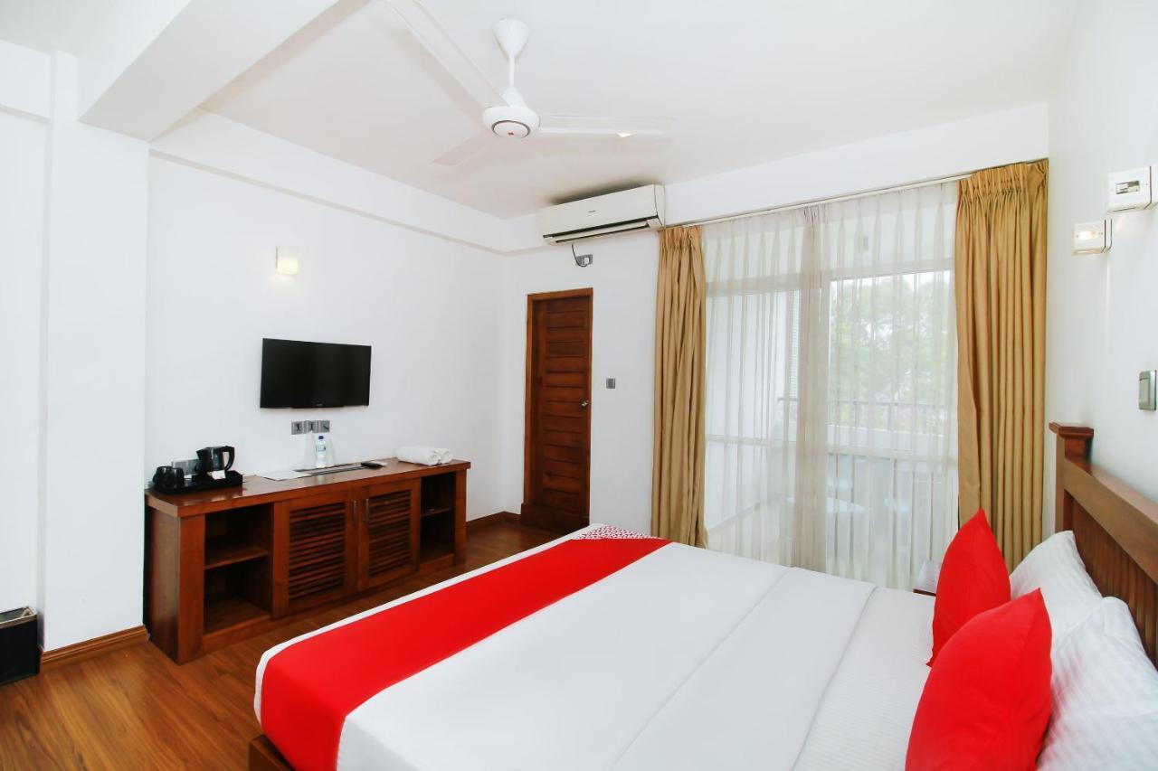 Oyo 314 Neo Holiday Home Katunayaka Zewnętrze zdjęcie
