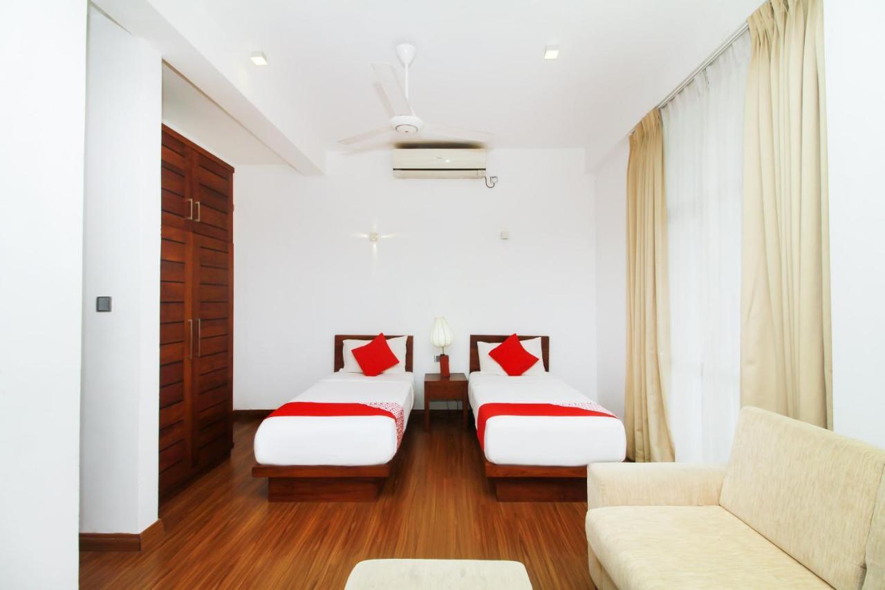 Oyo 314 Neo Holiday Home Katunayaka Zewnętrze zdjęcie