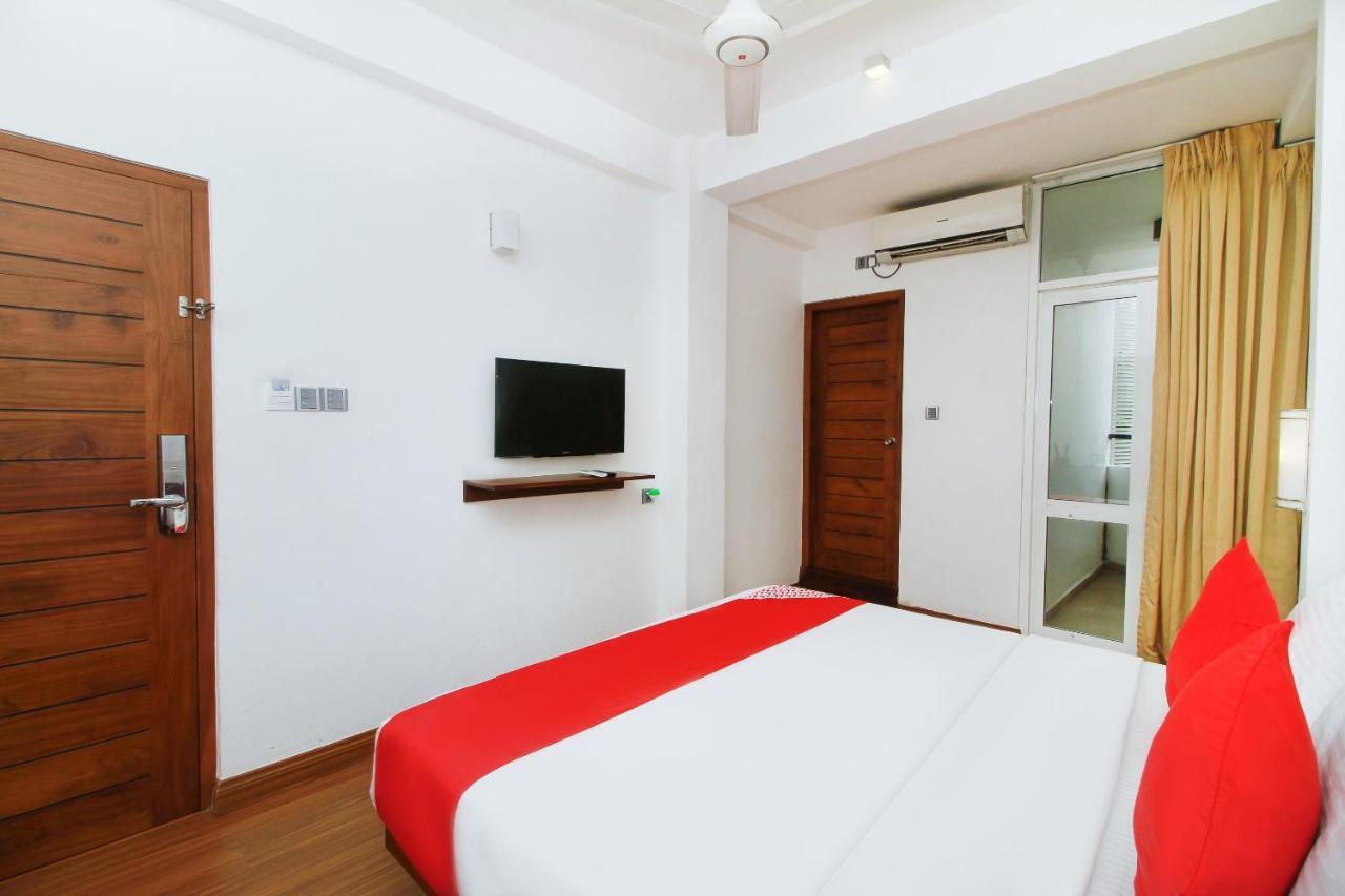Oyo 314 Neo Holiday Home Katunayaka Zewnętrze zdjęcie