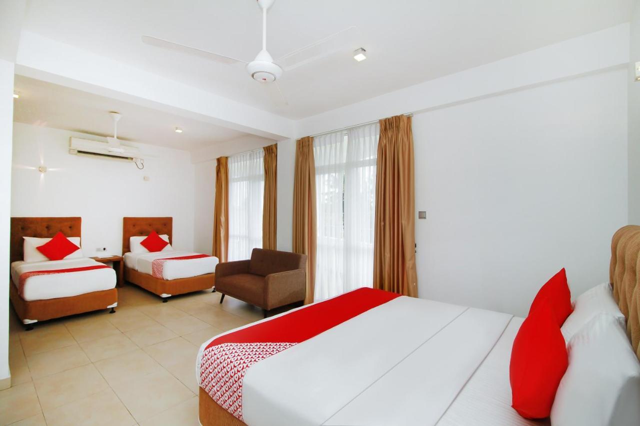 Oyo 314 Neo Holiday Home Katunayaka Zewnętrze zdjęcie