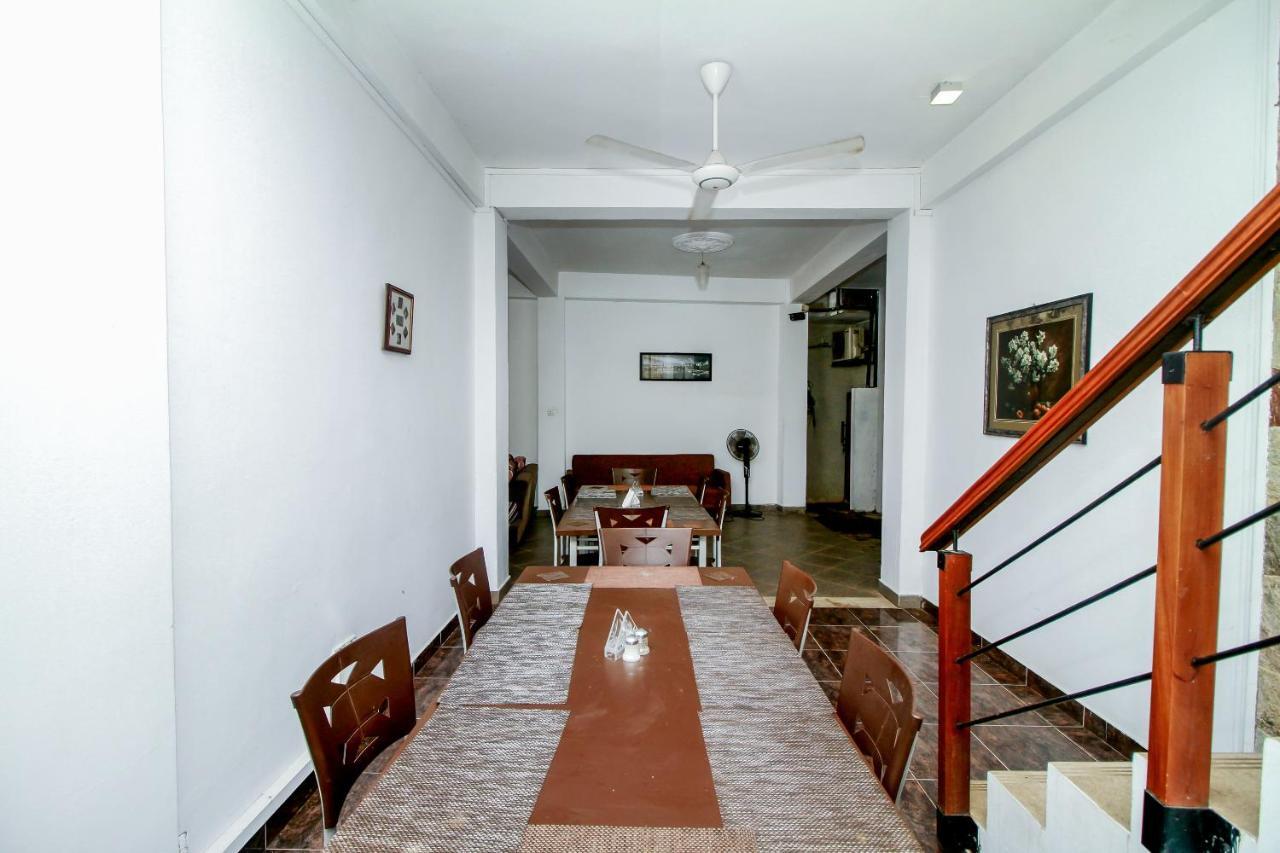 Oyo 314 Neo Holiday Home Katunayaka Zewnętrze zdjęcie